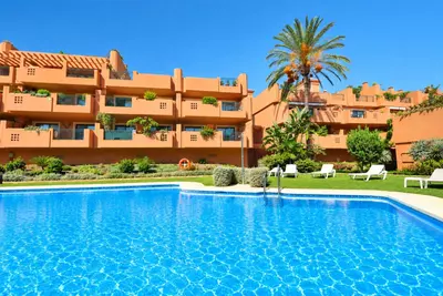 Middle Floor Apartment in Cabopino