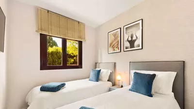 Top Floor Apartment in El Paraiso