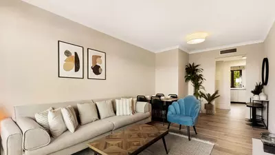 Top Floor Apartment in El Paraiso