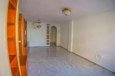 Middle Floor Apartment in Marbella