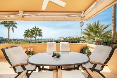 Middle Floor Apartment in Elviria