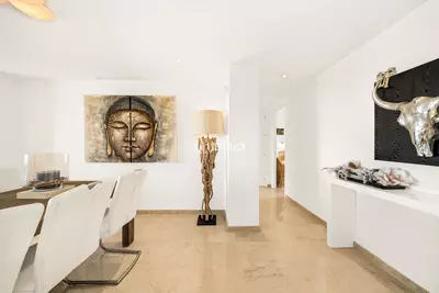 Middle Floor Apartment in Elviria