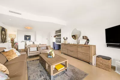 Middle Floor Apartment in Elviria