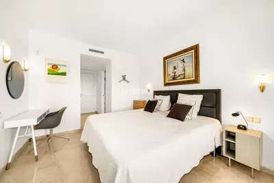 Middle Floor Apartment in Elviria