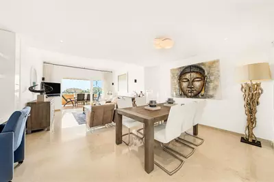 Middle Floor Apartment in Elviria