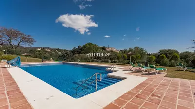 Middle Floor Apartment in Elviria