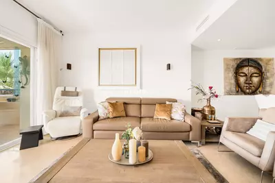 Middle Floor Apartment in Elviria