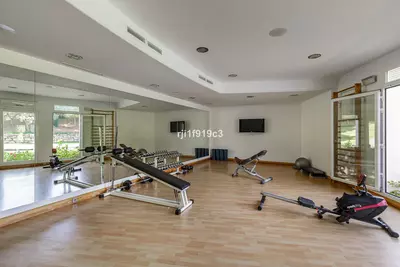 Middle Floor Apartment in Elviria