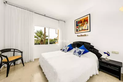 Middle Floor Apartment in Elviria