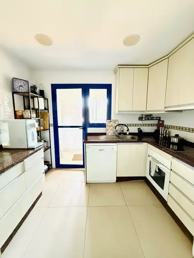 Middle Floor Apartment in Manilva
