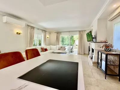Detached Villa in El Rosario