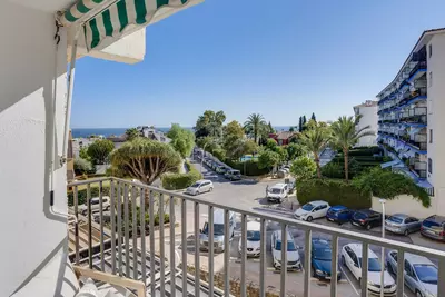Middle Floor Apartment in Marbella