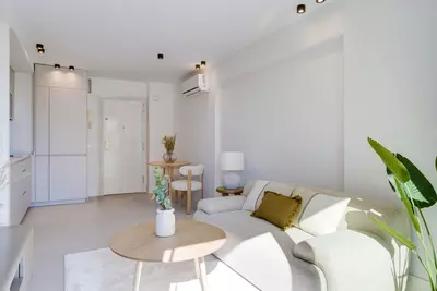 Middle Floor Apartment in Marbella