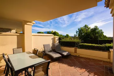 Ground Floor Apartment in Benahavís