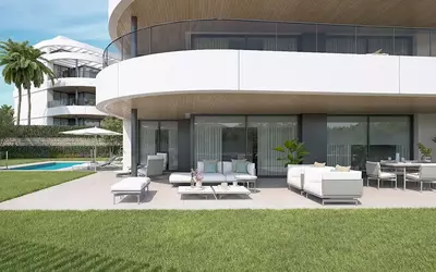 Middle Floor Apartment in Estepona