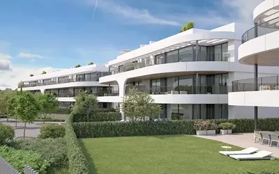 Middle Floor Apartment in Estepona