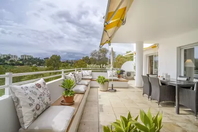 Middle Floor Apartment in Guadalmina Alta