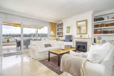 Middle Floor Apartment in Guadalmina Alta