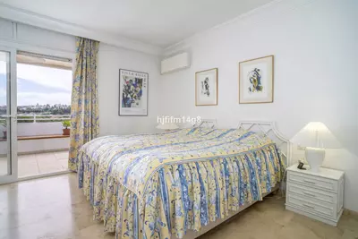 Middle Floor Apartment in Guadalmina Alta