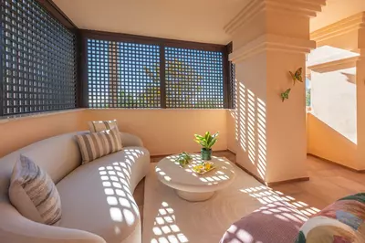 Middle Floor Apartment in Nueva Andalucía