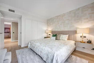 Middle Floor Apartment in Nueva Andalucía