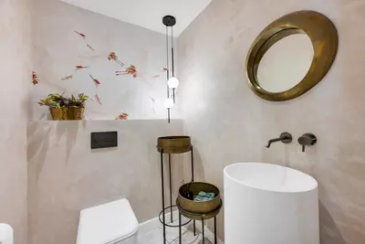 Middle Floor Apartment in Nueva Andalucía