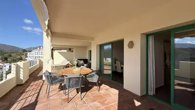 Middle Floor Apartment in Selwo