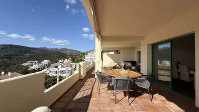 Middle Floor Apartment in Selwo