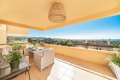 Middle Floor Apartment in Elviria