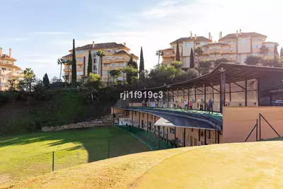 Middle Floor Apartment in Elviria
