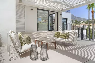 Detached Villa in Nueva Andalucía