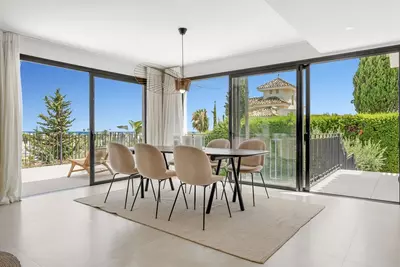 Detached Villa in Nueva Andalucía