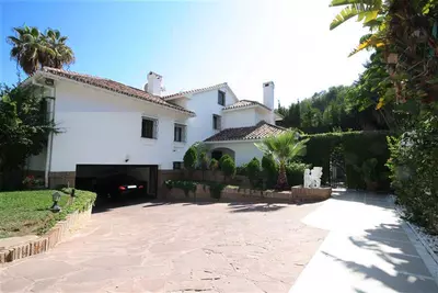 Detached Villa in Los Monteros
