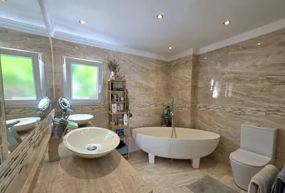 Detached Villa in Elviria