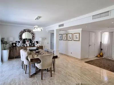Detached Villa in Elviria