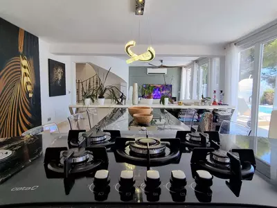 Detached Villa in Elviria