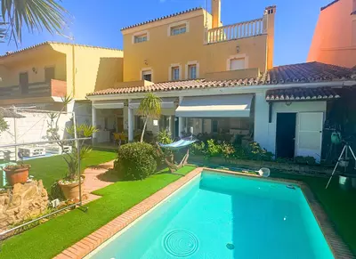 Detached Villa in Casares