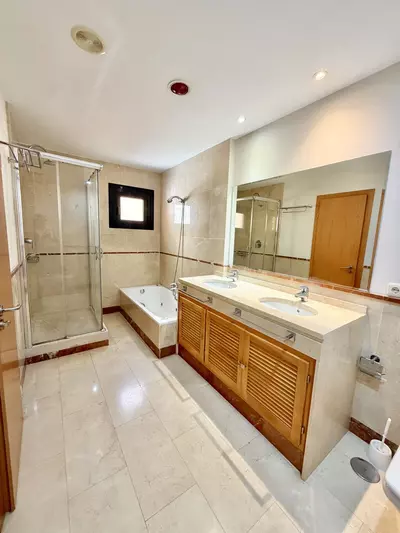 Top Floor Apartment in Puerto Banús