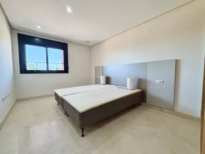 Top Floor Apartment in Puerto Banús