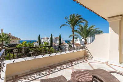 Middle Floor Apartment in Los Monteros
