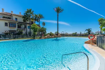 Middle Floor Apartment in Los Monteros