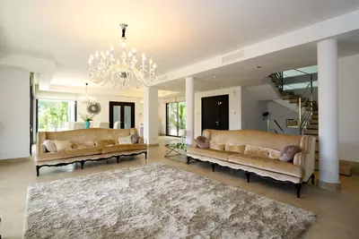 Detached Villa in Nueva Andalucía