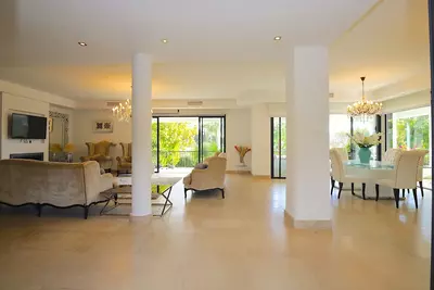 Detached Villa in Nueva Andalucía