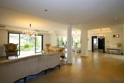 Detached Villa in Nueva Andalucía