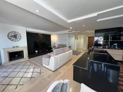 Middle Floor Apartment in Nueva Andalucía