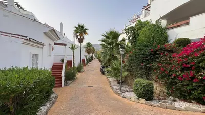 Middle Floor Apartment in Nueva Andalucía
