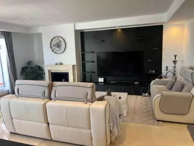 Middle Floor Apartment in Nueva Andalucía