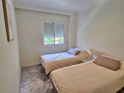Middle Floor Apartment in Puerto Banús