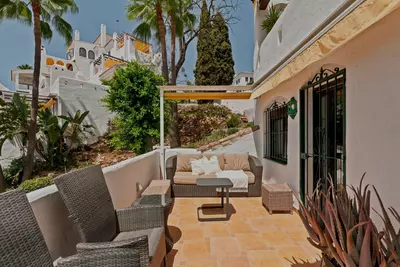 Middle Floor Apartment in Nueva Andalucía