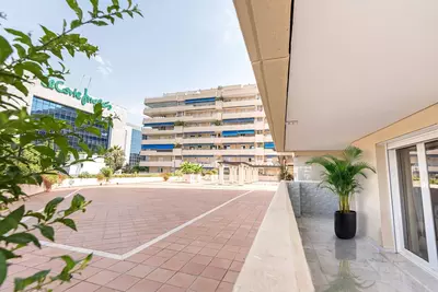 Middle Floor Apartment in Puerto Banús